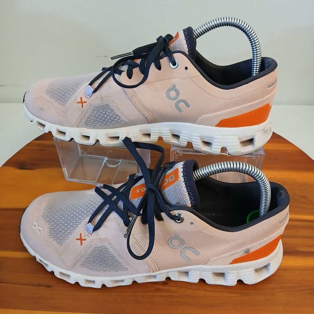 On Cloud X 3 Women 8.5 Pink Orange Running Shoes Sneakers 60.98691
